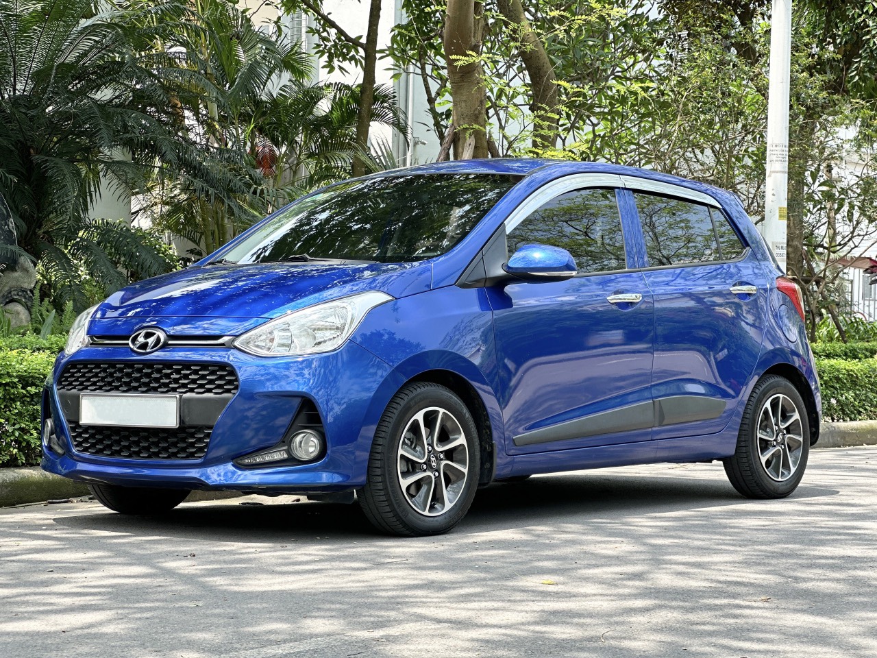 Hyundai i10 Hatchback AT 2021